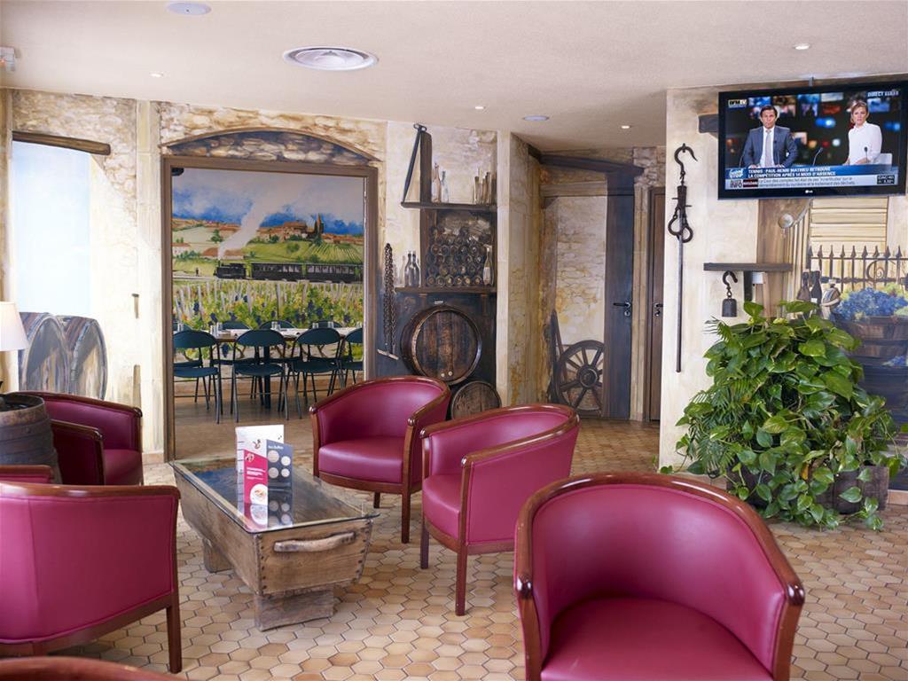 Kyriad Direct Roanne Hotel Exterior photo