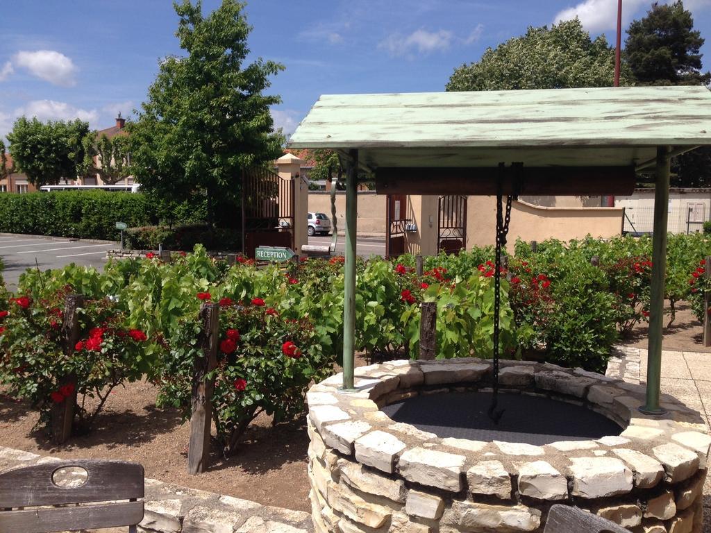 Kyriad Direct Roanne Hotel Exterior photo